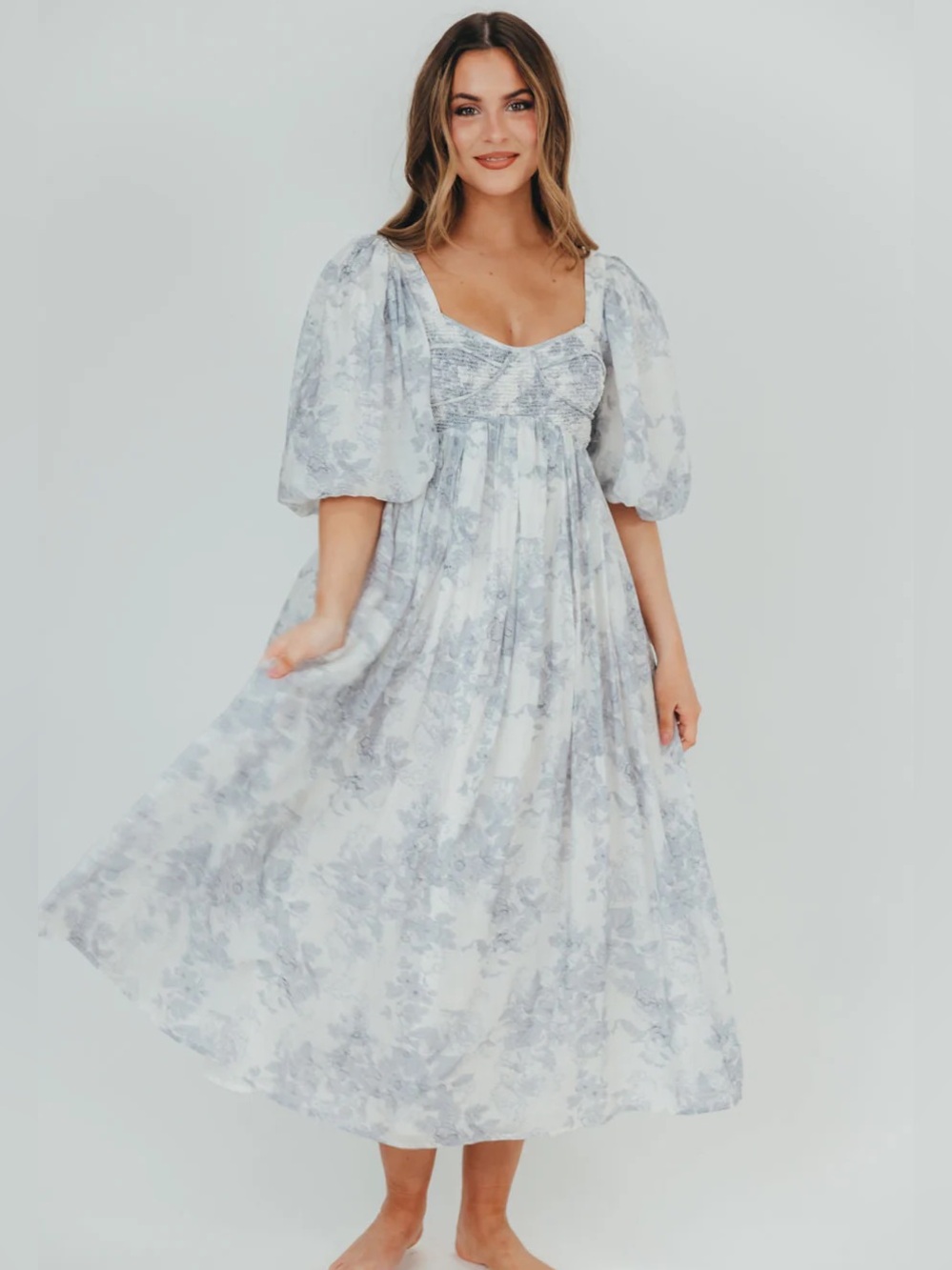 Worth Collective Harlow Maxi Dress in Light Blue Floral | Size Medium